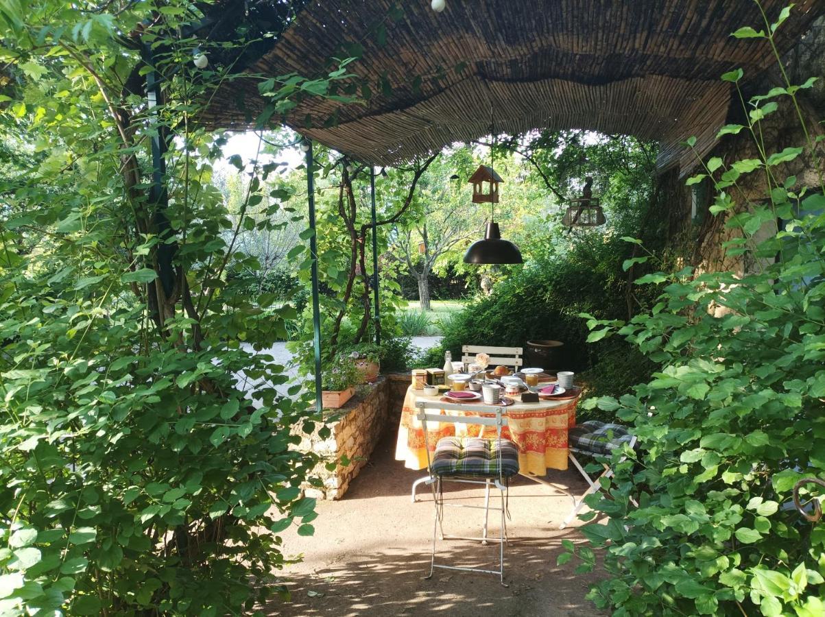 Campagne De Pre Grand Bed and Breakfast Saint-Étienne-les-Orgues Εξωτερικό φωτογραφία